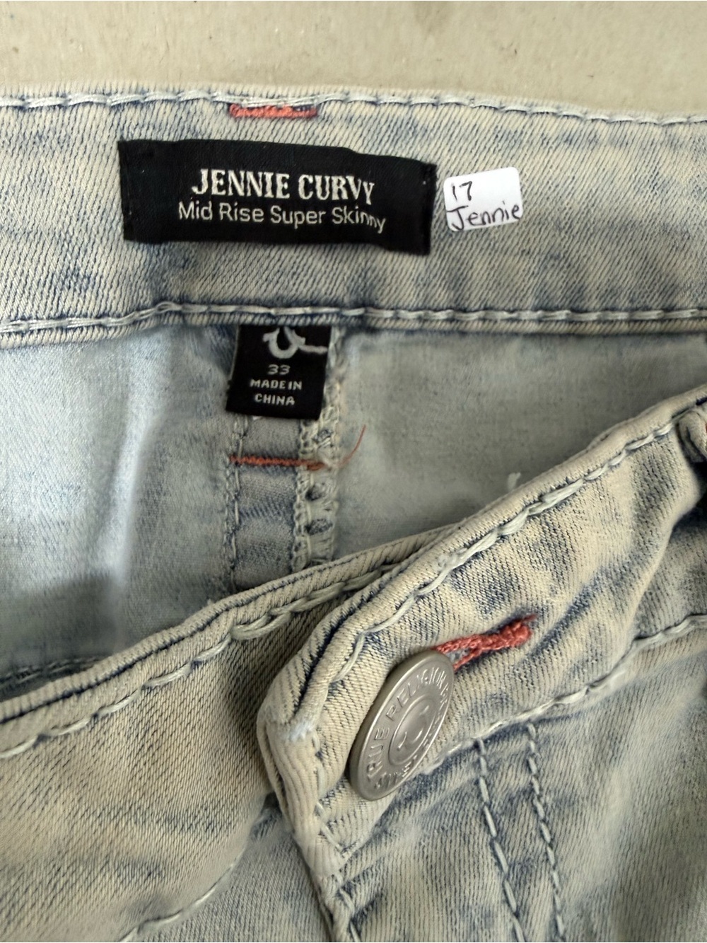 True Religion Jennie Curvy Mid Rise Super Skinny Jeans NWT size 33
